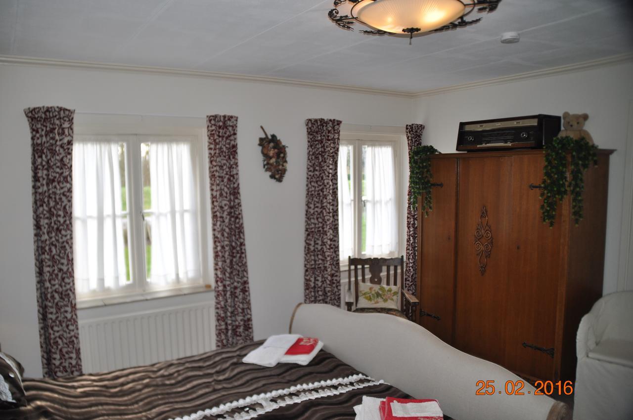 B&B Anemoon Yerseke Exterior photo
